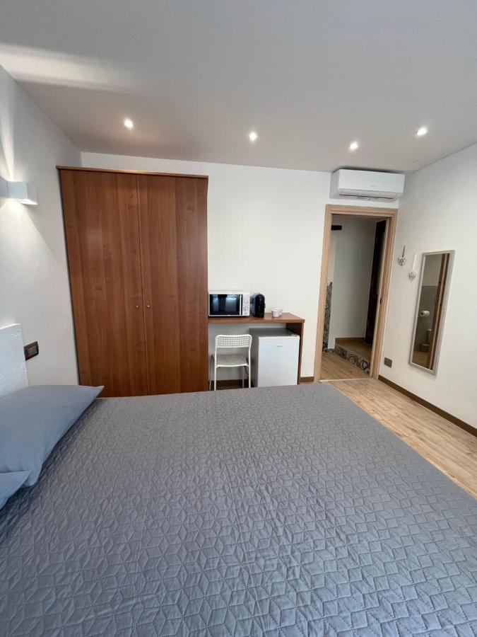 Wowies Room Pettenasco Eksteriør billede