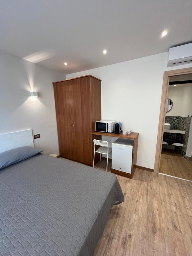 Wowies Room Pettenasco Eksteriør billede